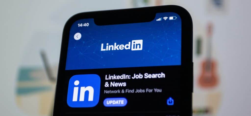 Transform Your LinkedIn Profile with These 10 Simple Hacks